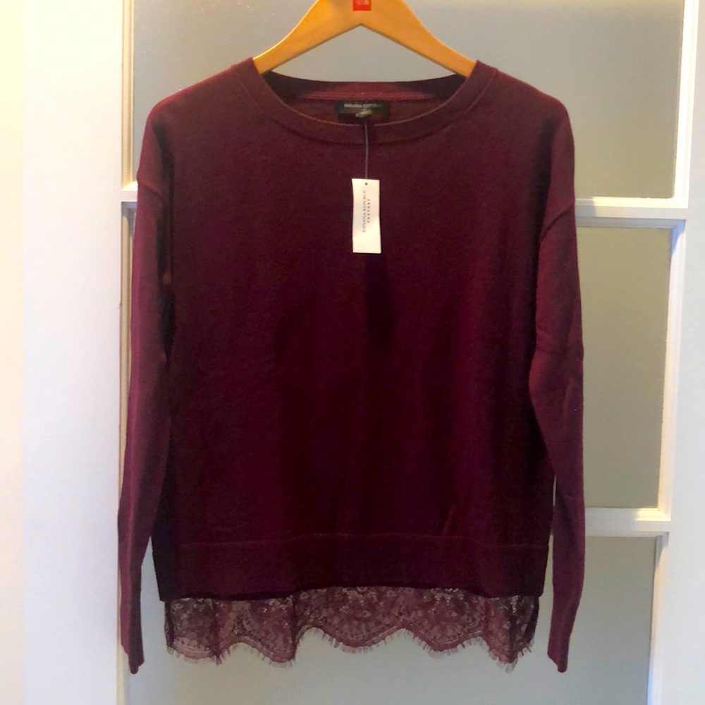 Womens banana republic sweater with lace bottom